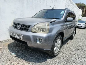 Nissan X-Trail 2.0 Petrol XE 2010 Gray