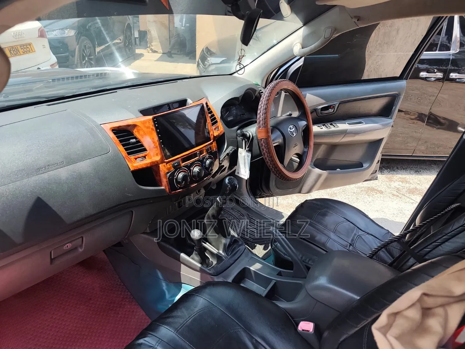 Toyota Hilux 2011 Black