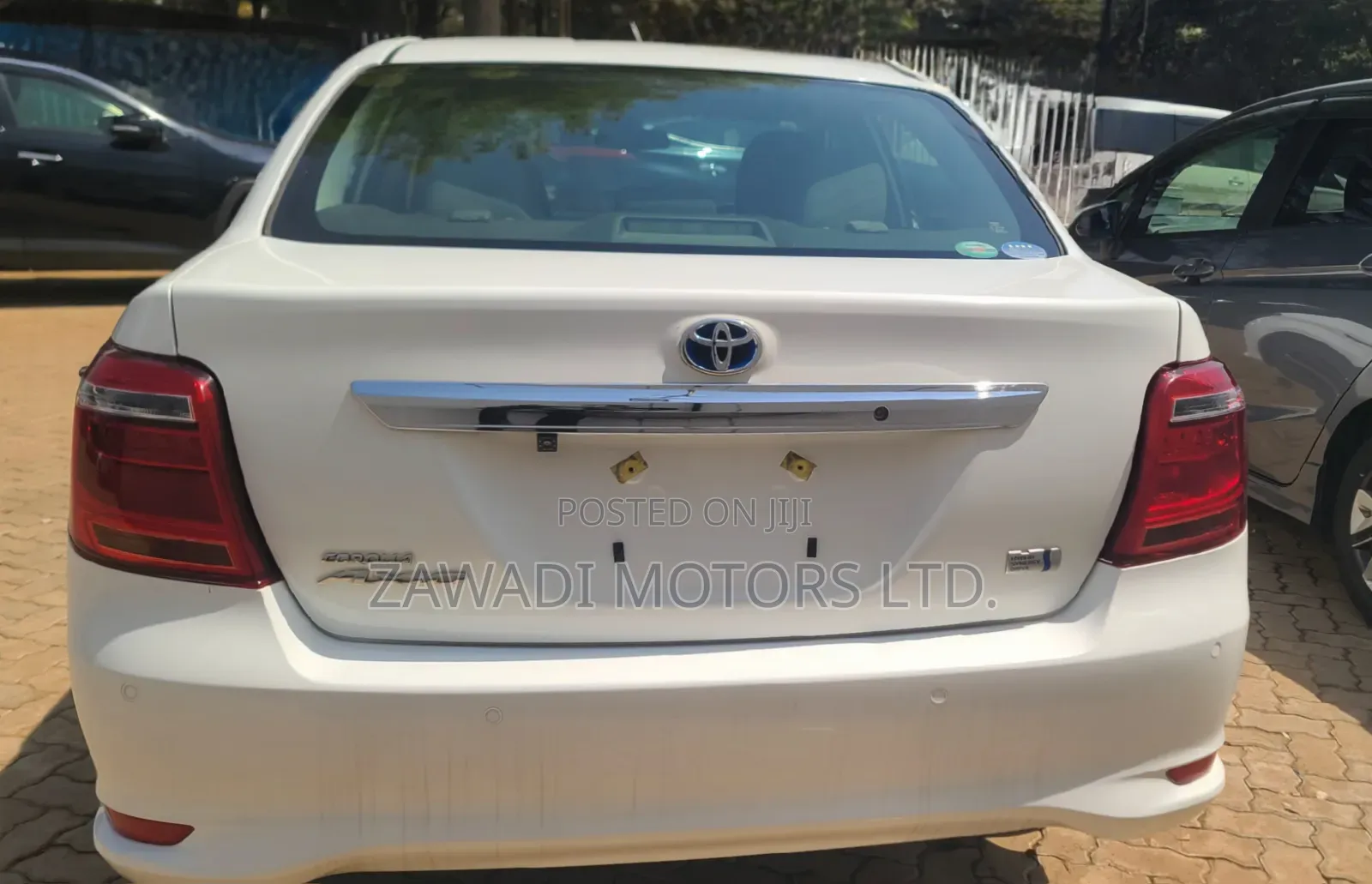 Toyota Axio 1.5 Hybrid 2WD 2019 White