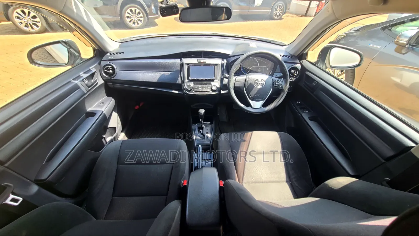 Toyota Axio 1.5 Hybrid 2WD 2019 White