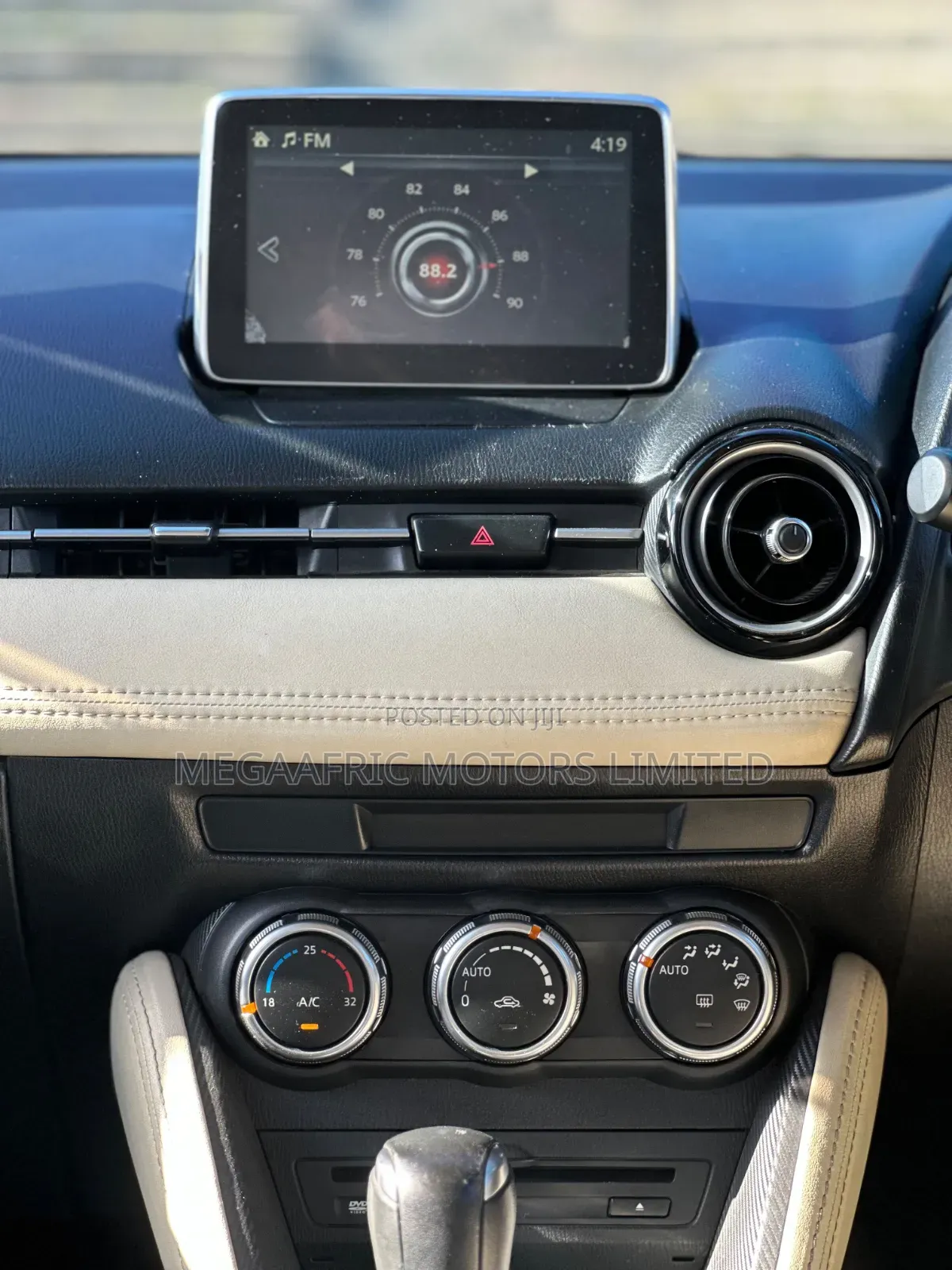 Mazda Demio 2013 Blue