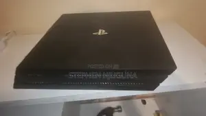 Ps4 Pro 1tb+1 Controller+7 Original Games