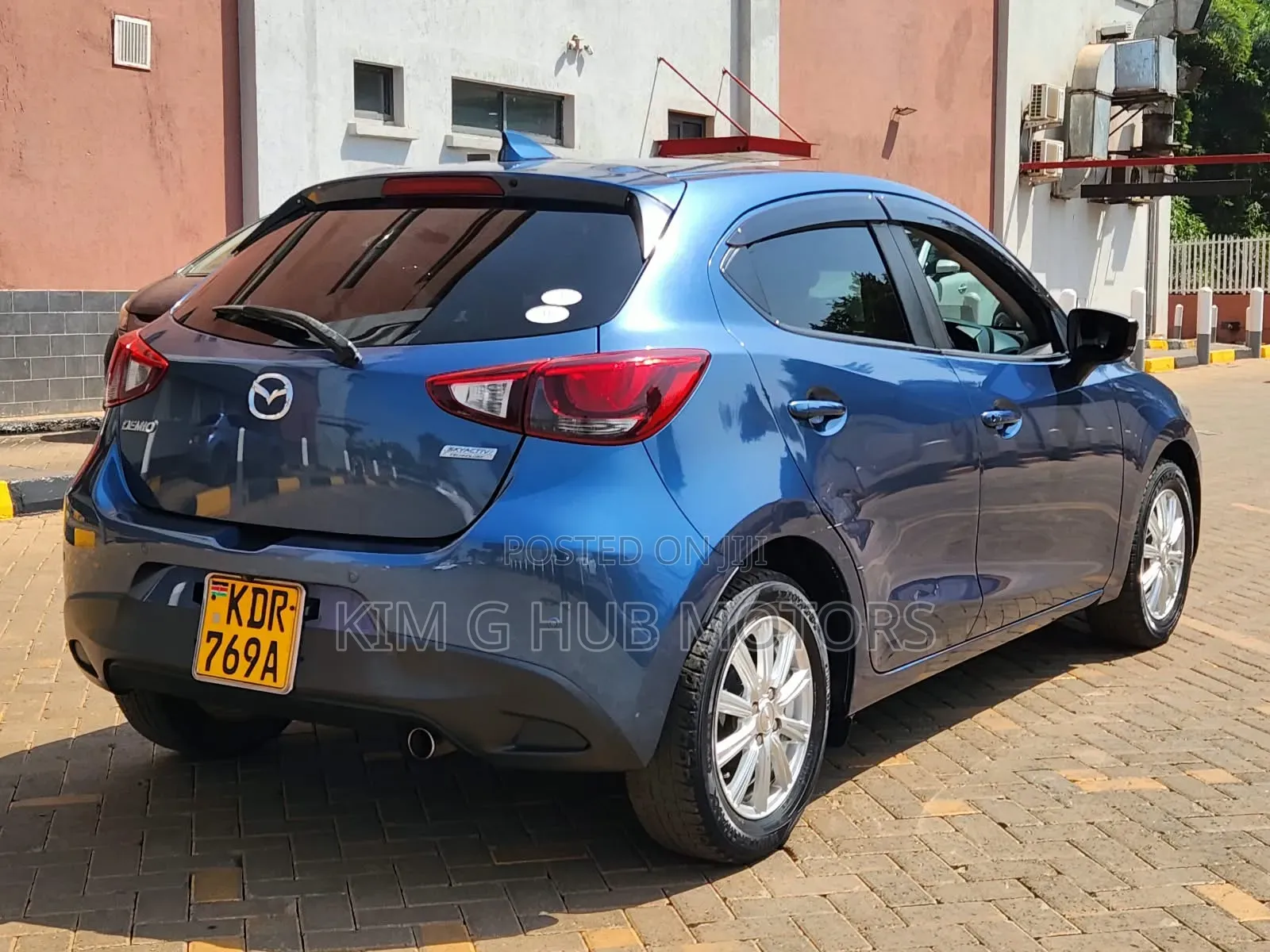 Mazda Demio 2017 Blue