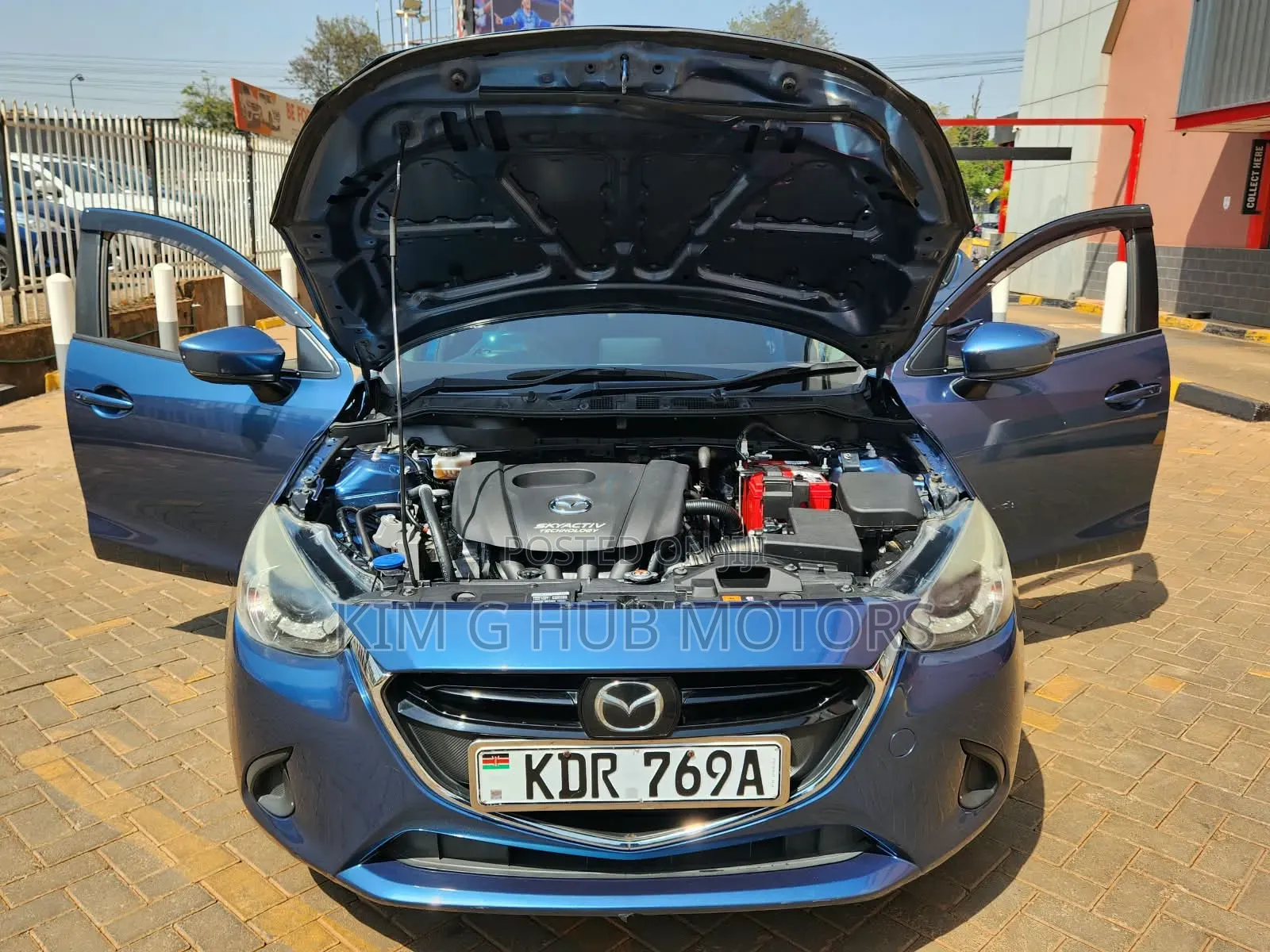 Mazda Demio 2017 Blue