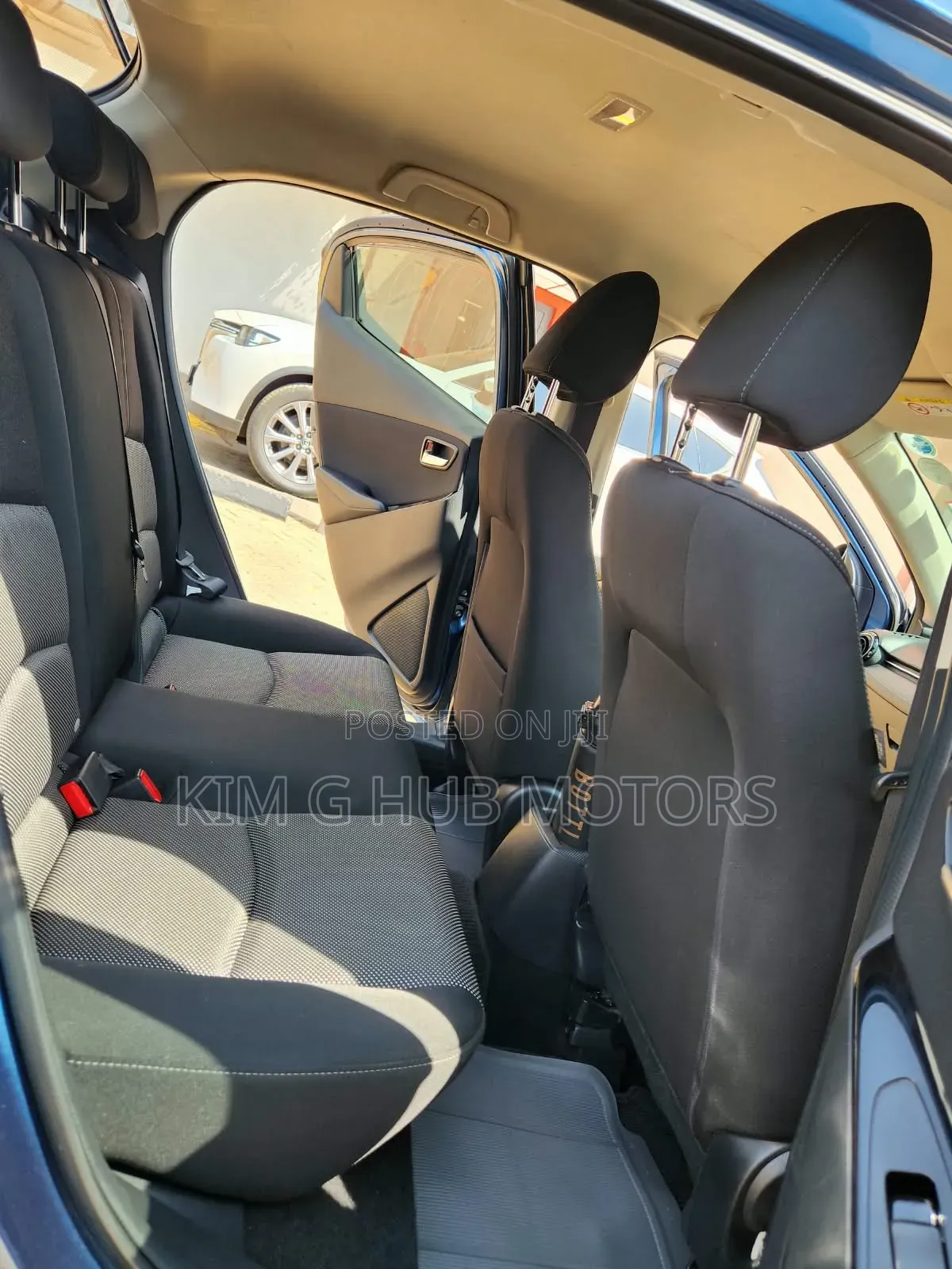 Mazda Demio 2017 Blue