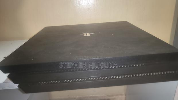 Ps4 Pro 1tb+1 Controller+7 Original Games - thumbnail 8