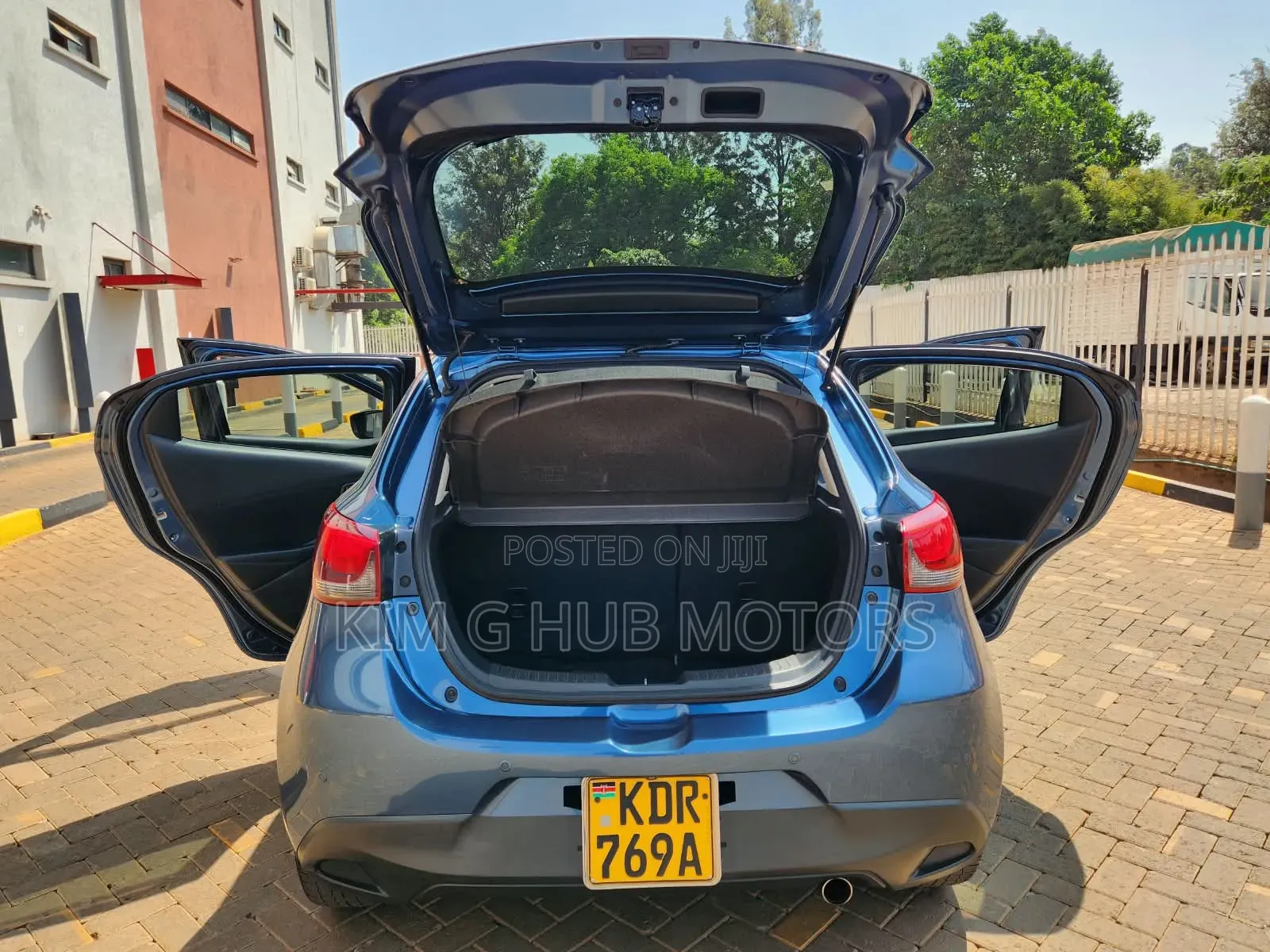 Mazda Demio 2017 Blue