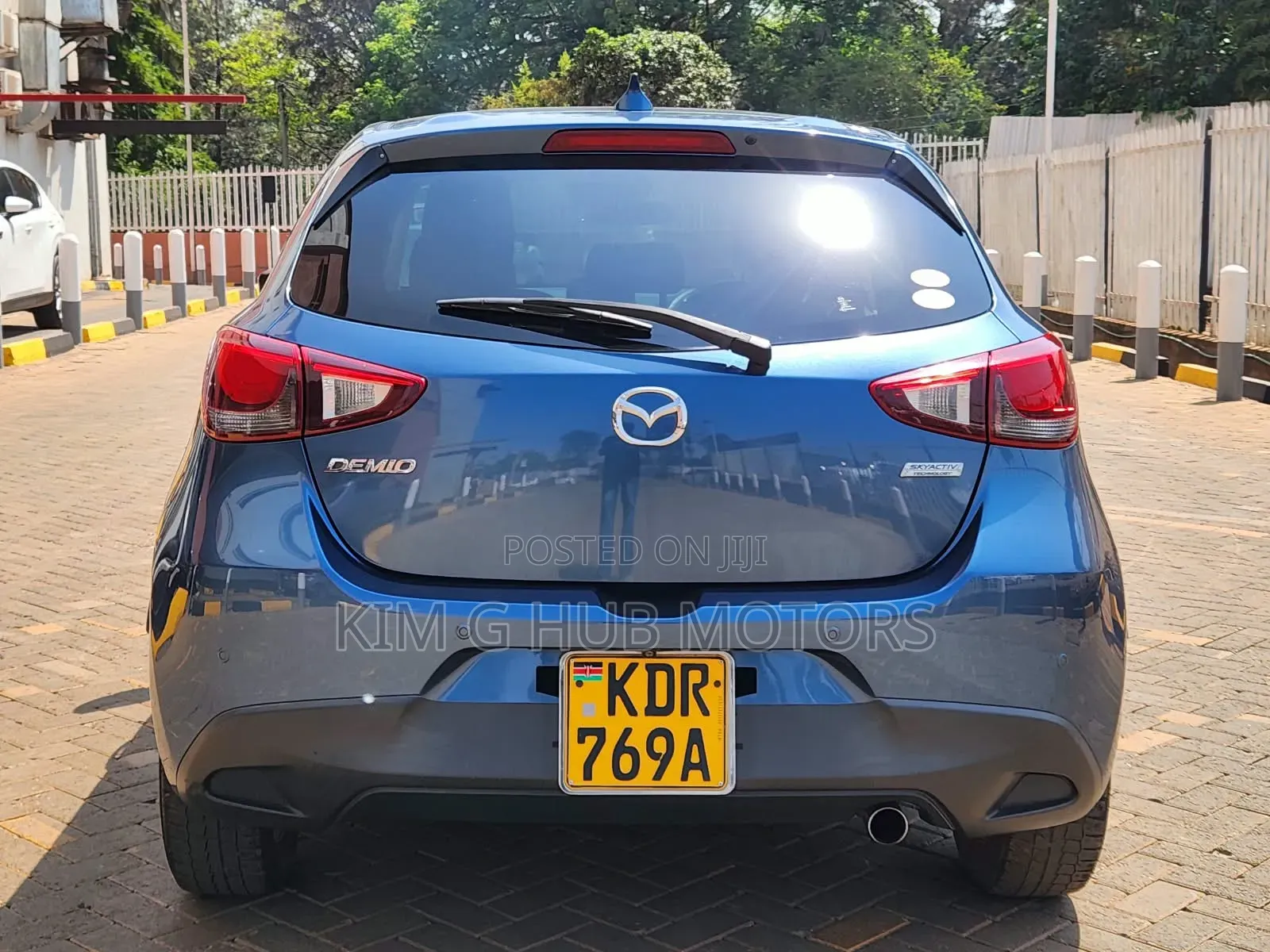 Mazda Demio 2017 Blue