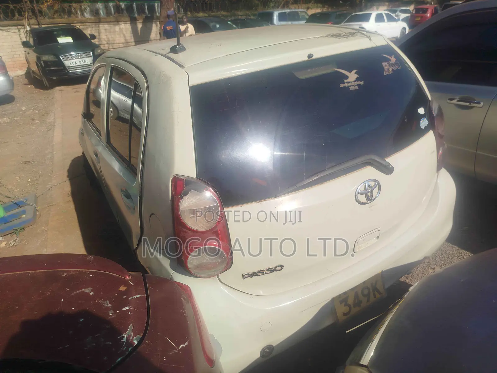 Toyota Passo 2011 Beige