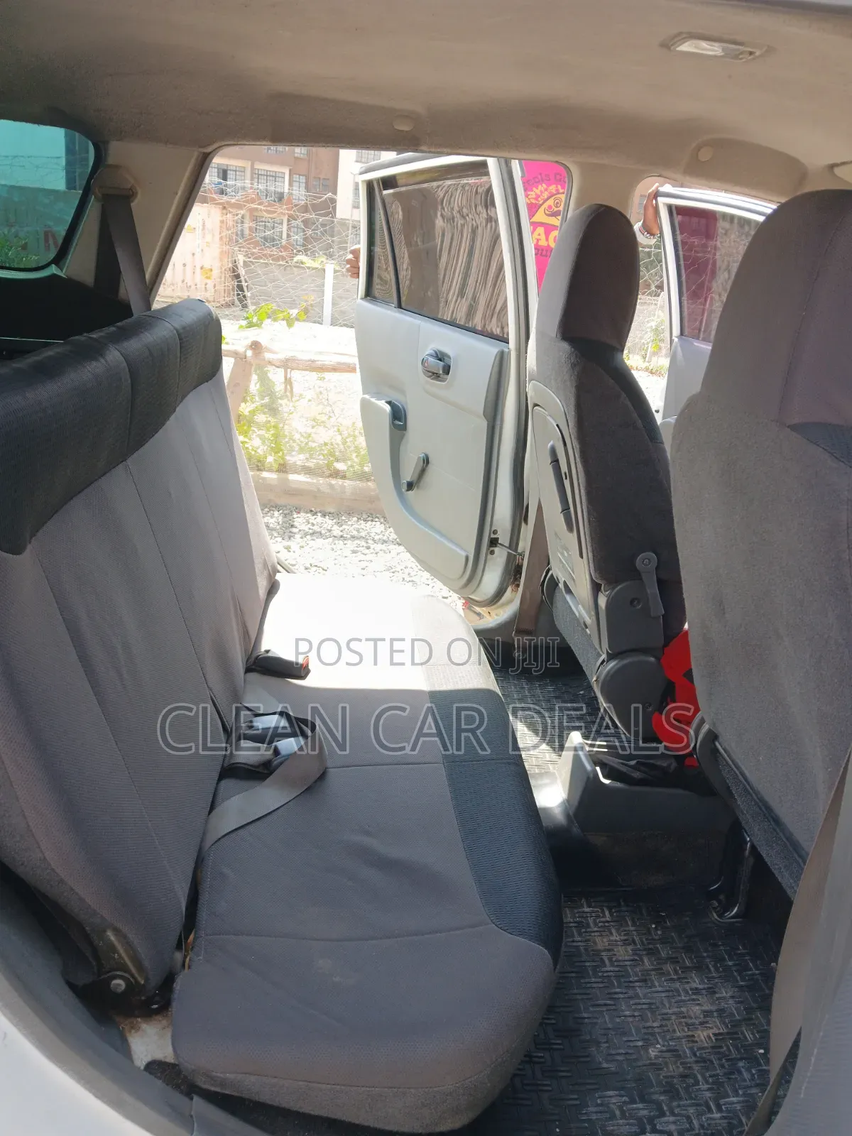 Nissan Advan 2011 White