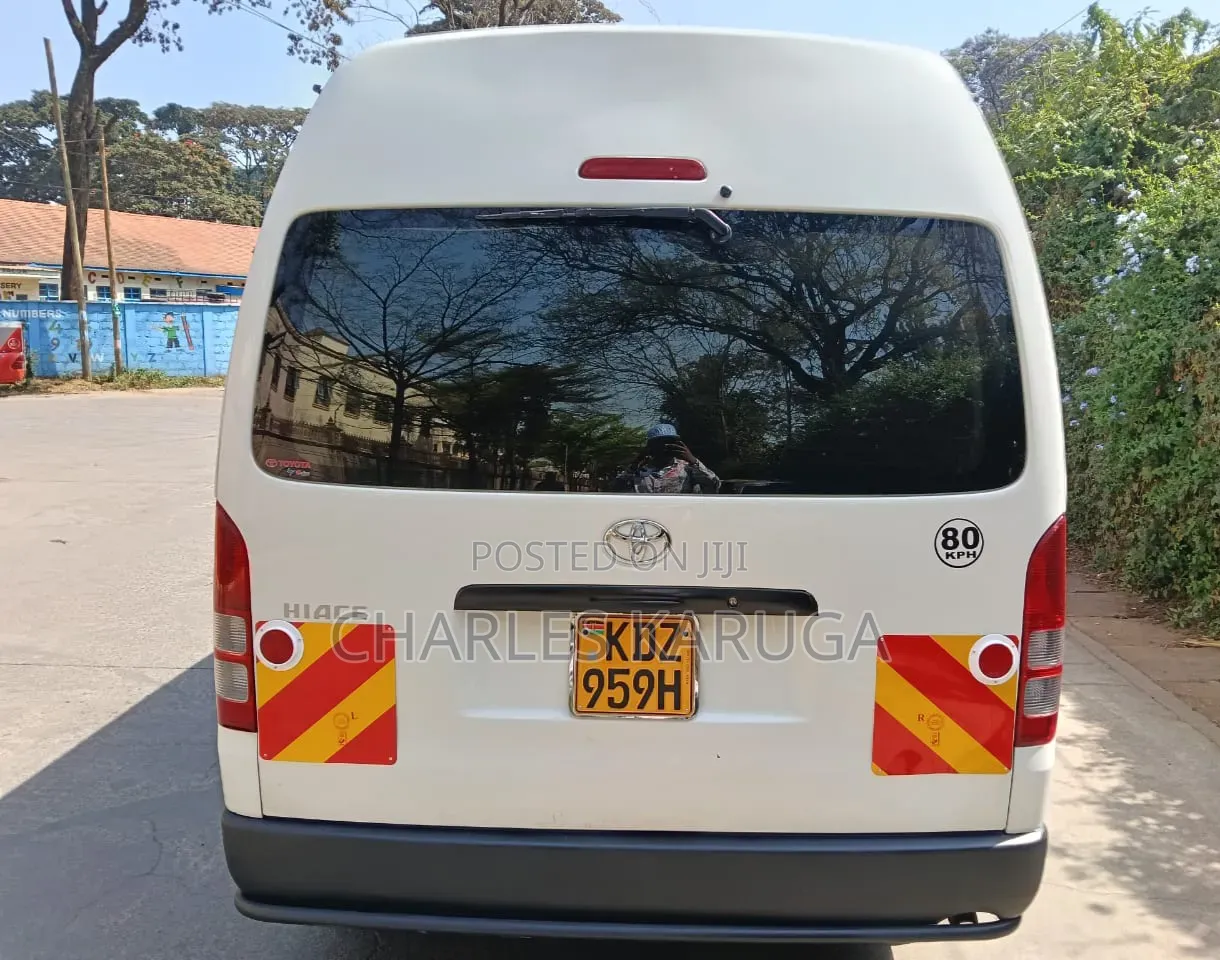 Toyota HiAce 2024 Silver