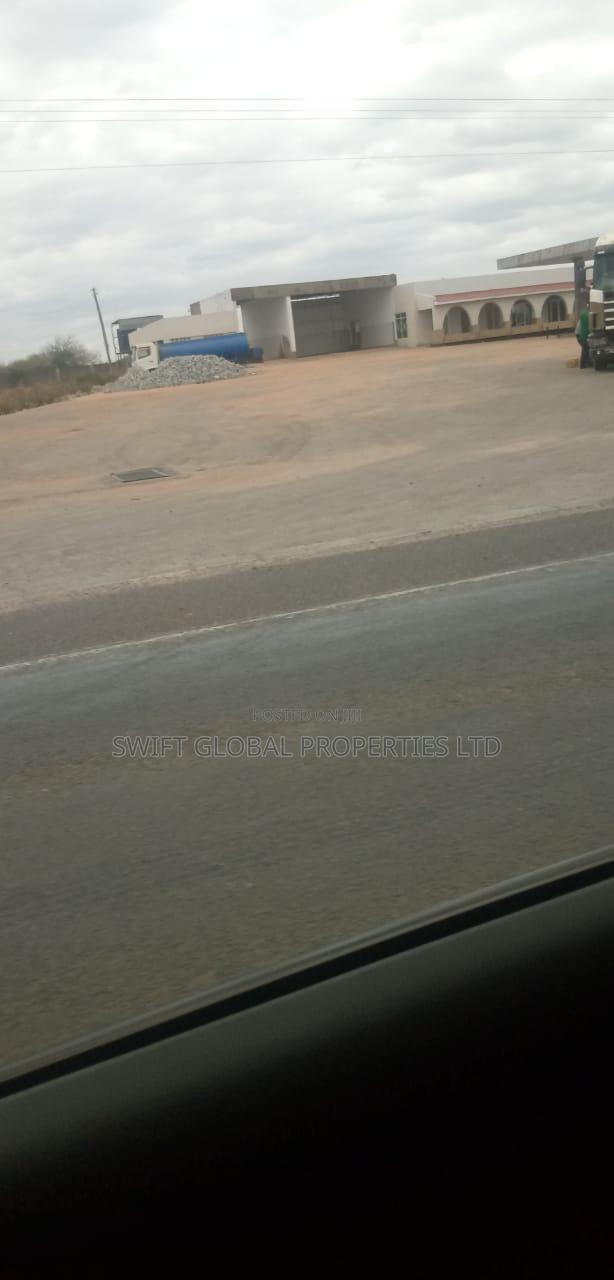 20 Prime Acres Touching Mombasa-Nairobi Highway in Masimba Is for Sale