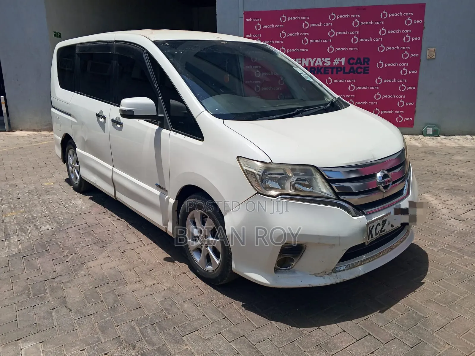 Nissan Serena 2012 White