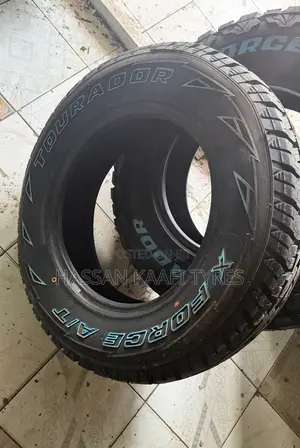 215/70r16 Tourador Tyre