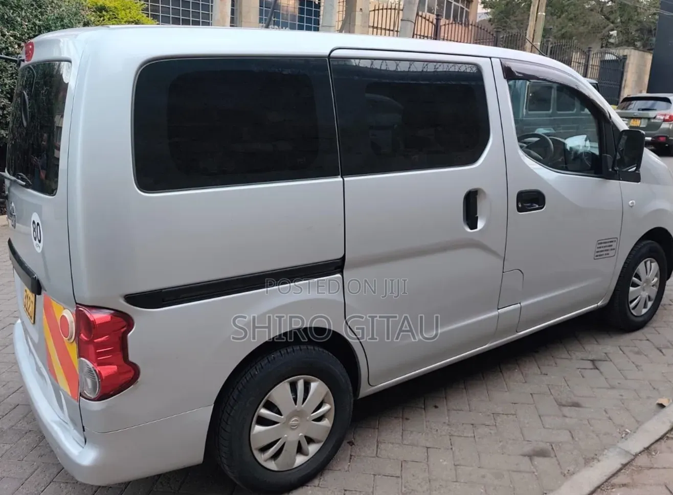 Nissan NV200 2015 Silver