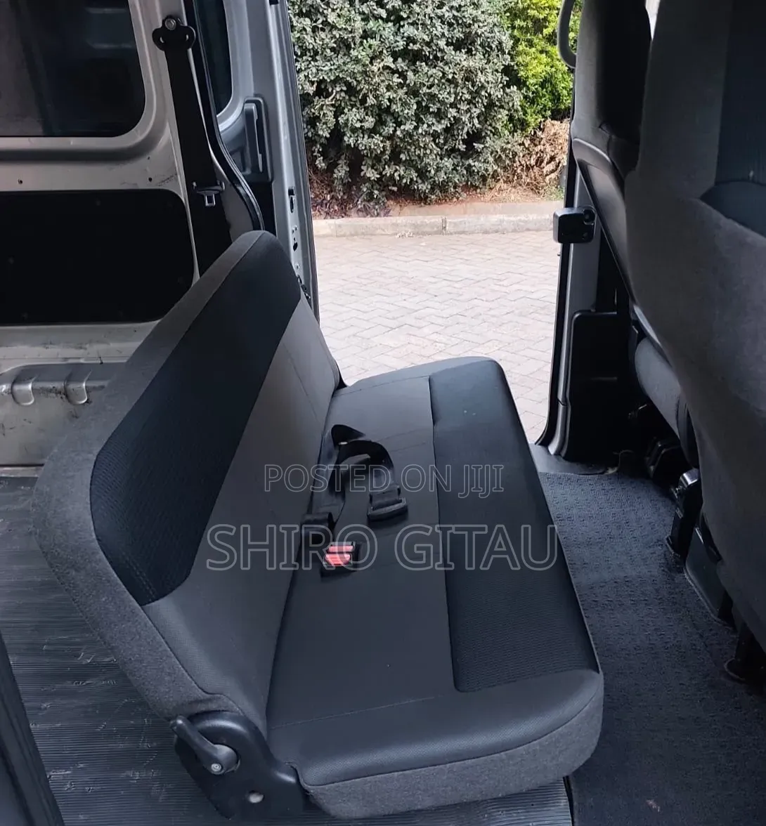 Nissan NV200 2015 Silver