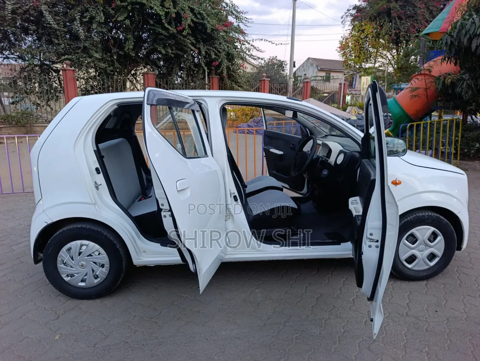 Suzuki Alto 2017 White