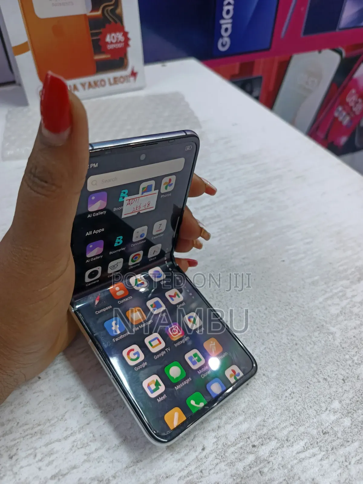 New Tecno Phantom V Flip 5G 256 GB Silver