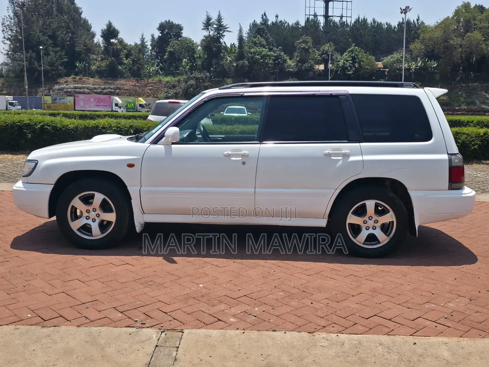 Subaru Forester 2000 White