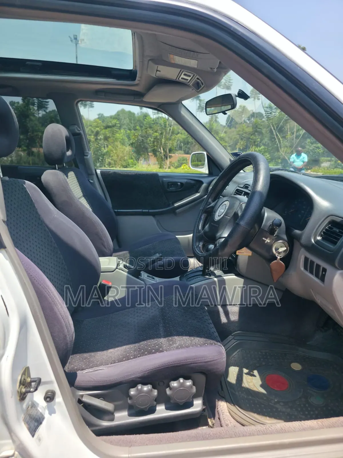 Subaru Forester 2000 White