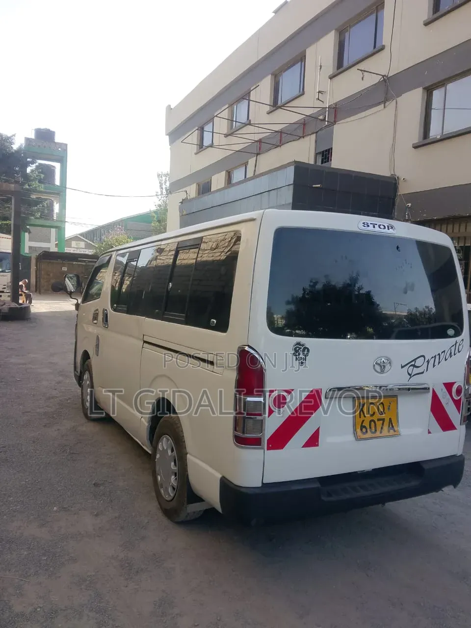 Toyota HiAce 2012 White