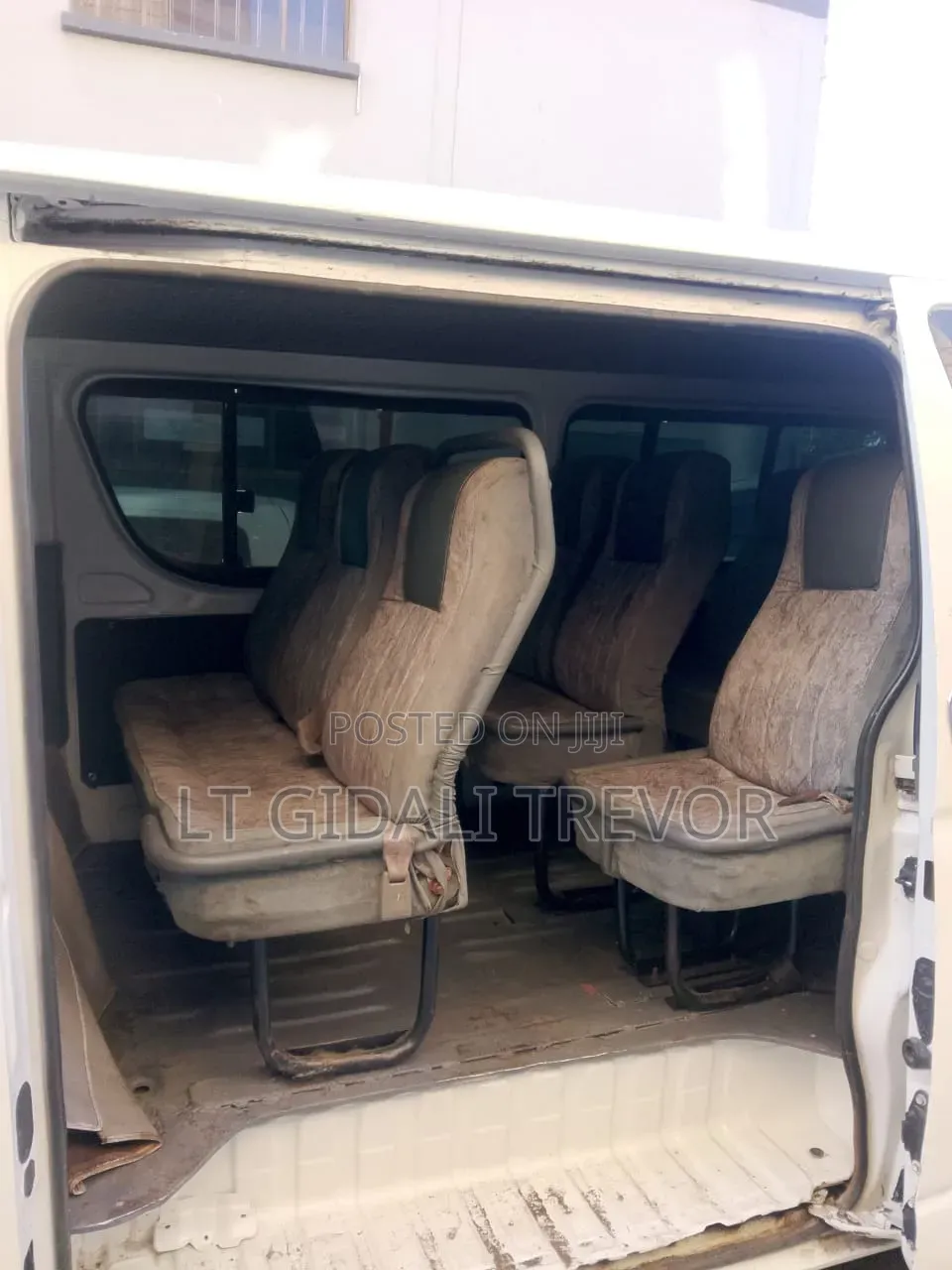 Toyota HiAce 2012 White