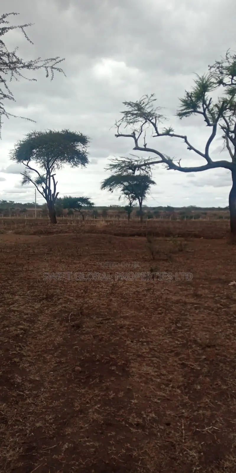100 Acres on Mombasa-Nairobi Road Between Masimba Kiboko Is for Sale
