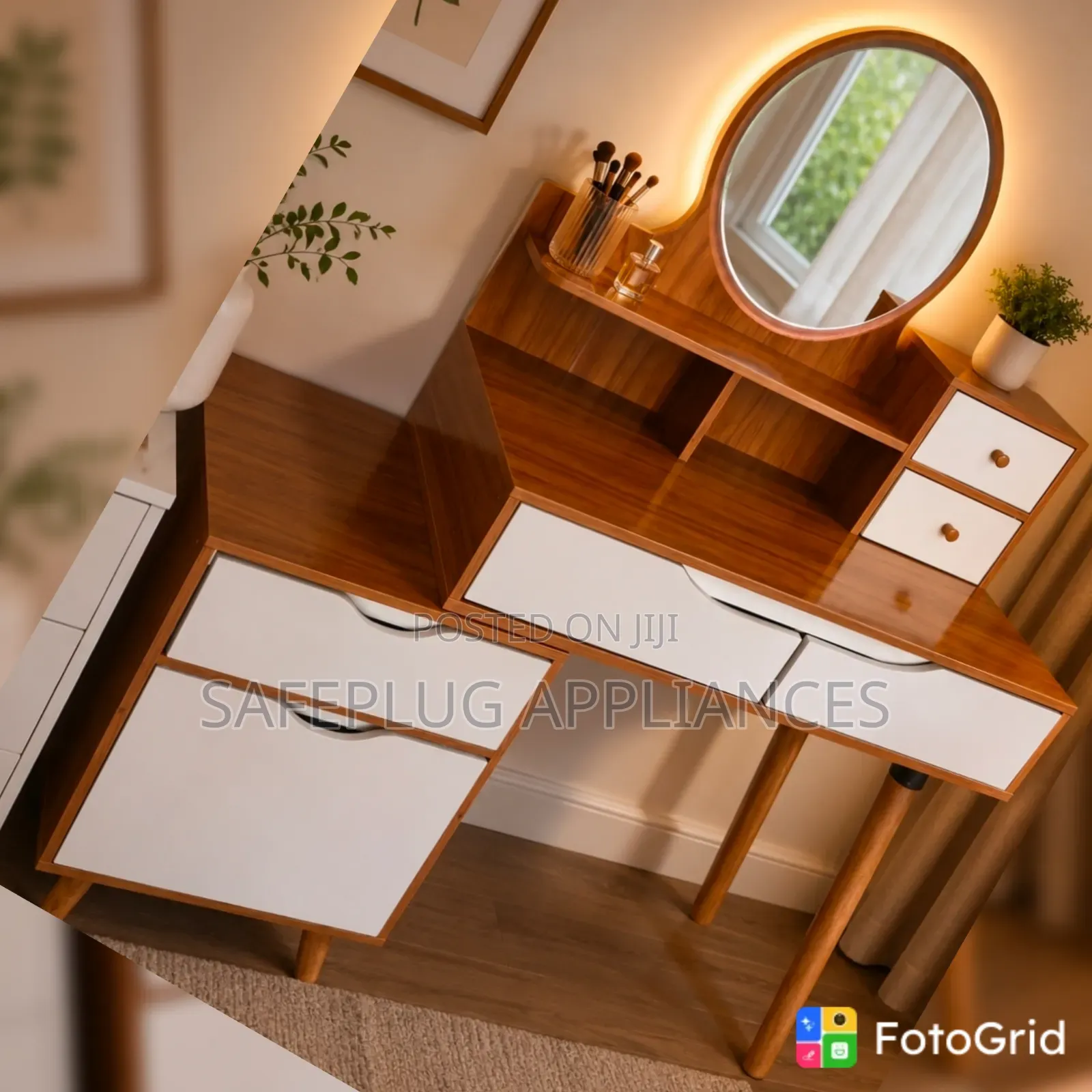Executive Big Dressing Table With LED Mirror