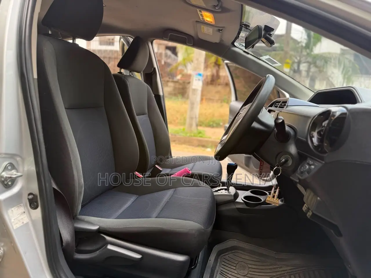 Toyota Aqua 2016 Silver