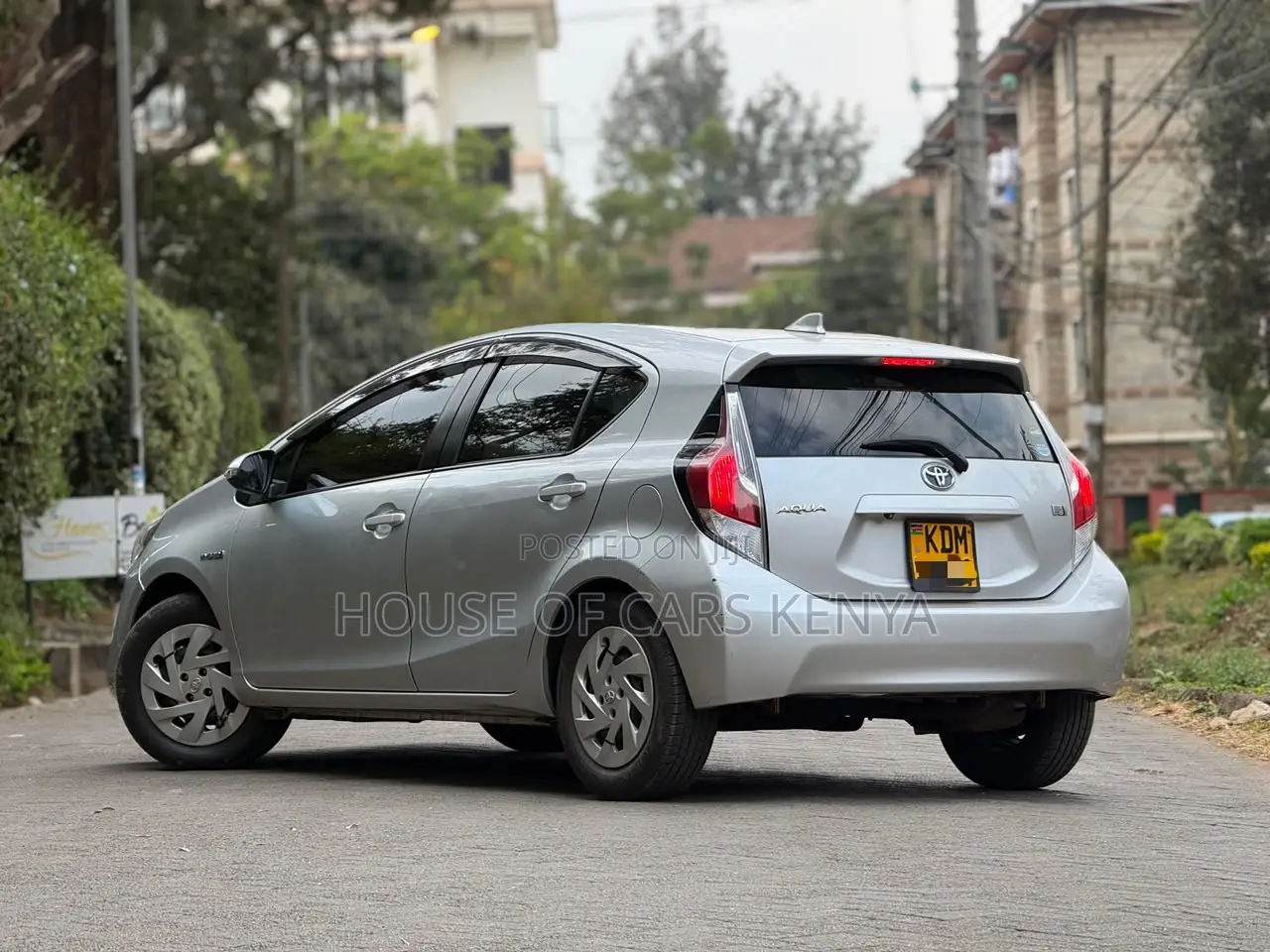 Toyota Aqua 2016 Silver