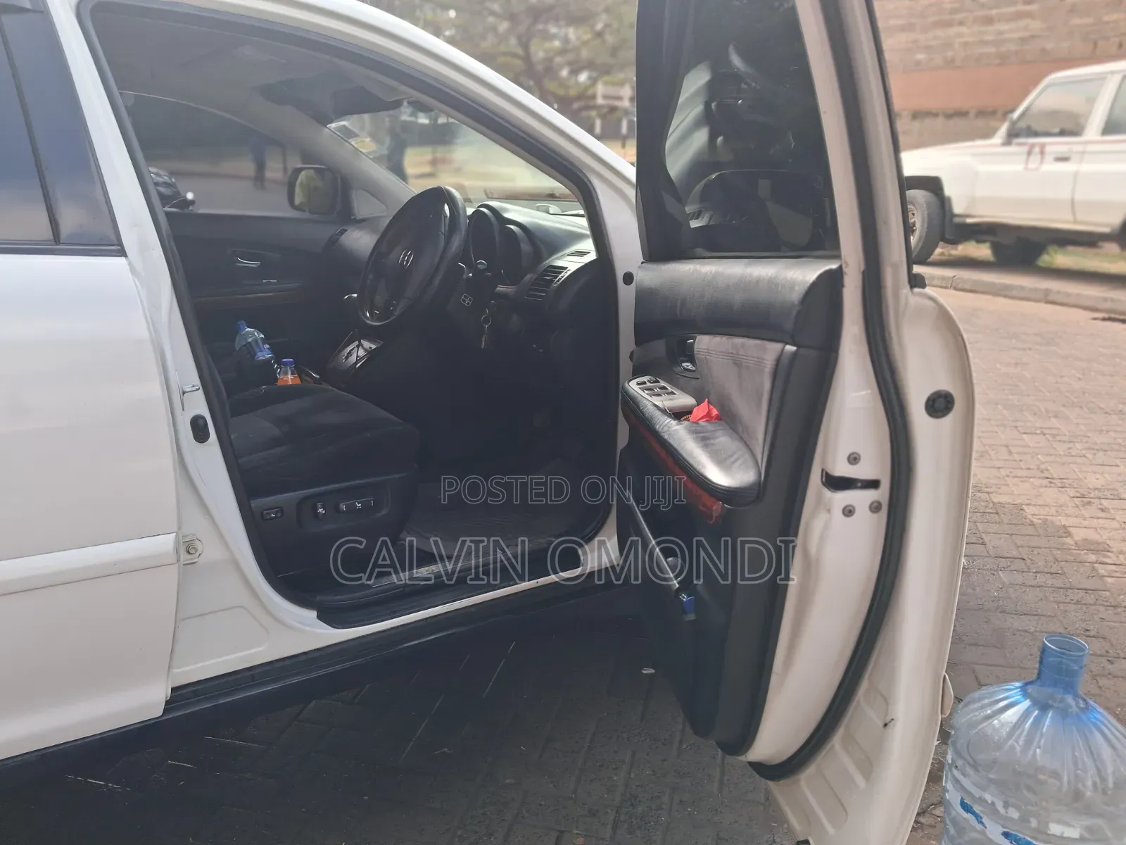 Toyota Harrier 2012 Pearl