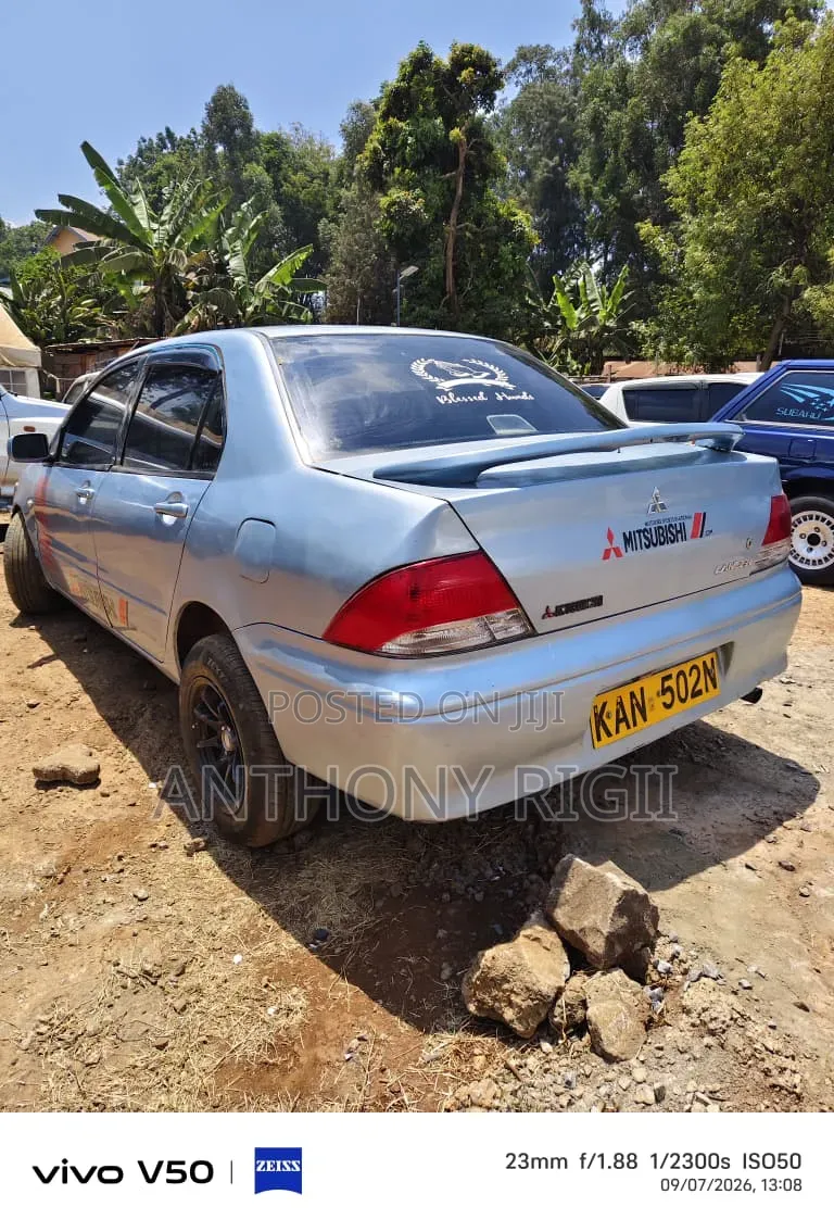 Mitsubishi Lancer 2001 Blue