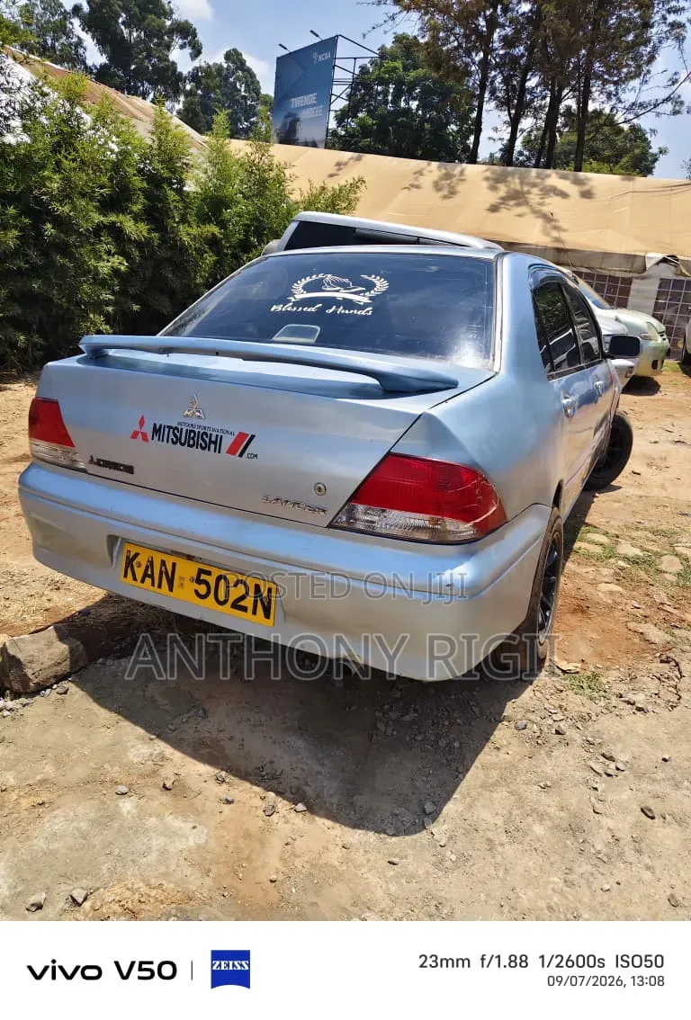 Mitsubishi Lancer 2001 Blue