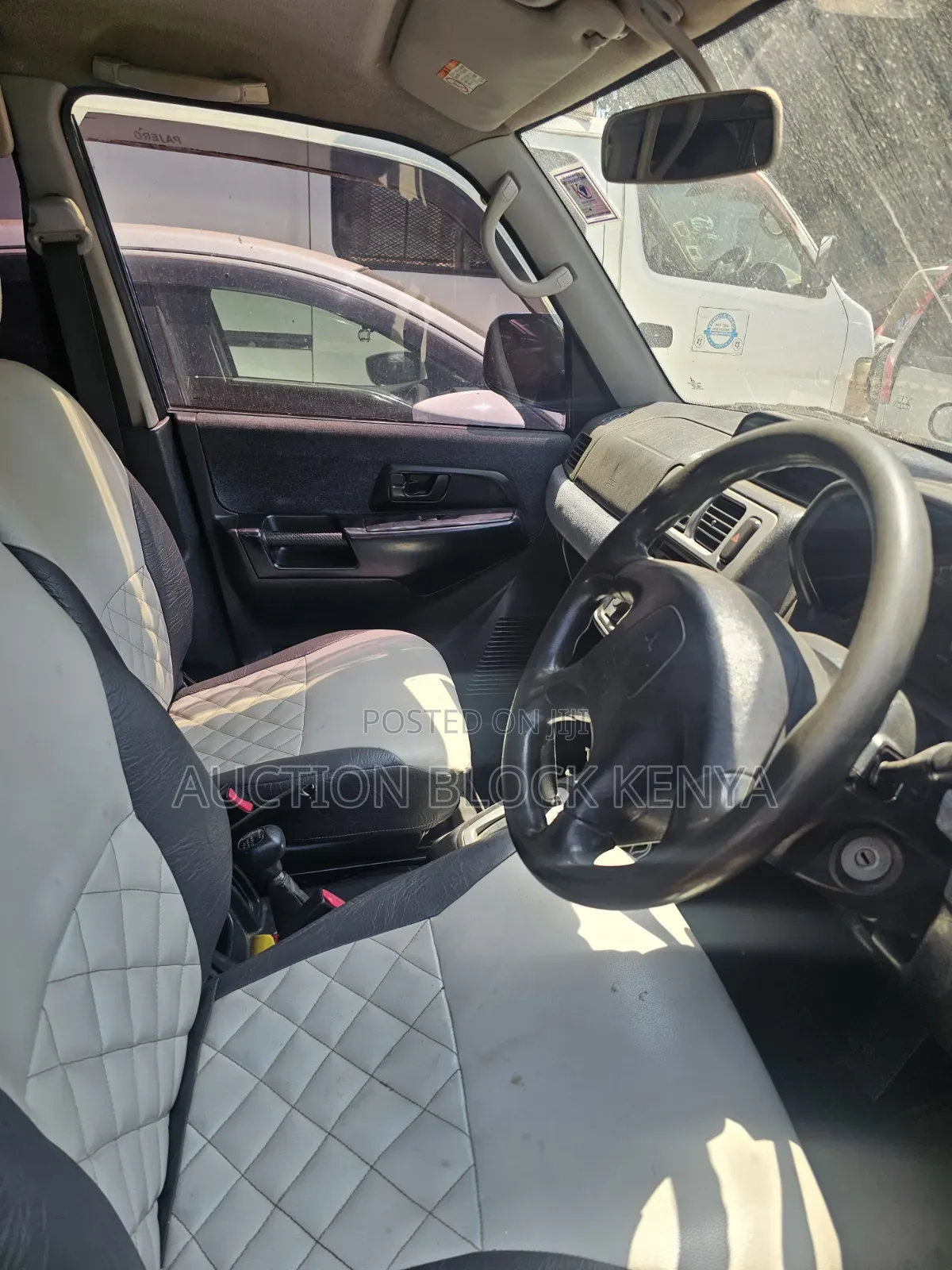 Mitsubishi Pajero IO 2002 Blue