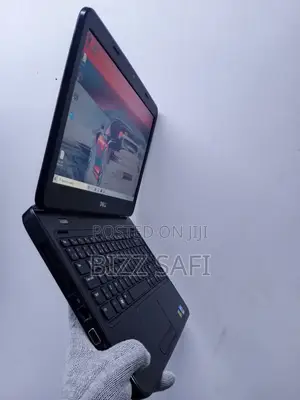 Laptop Dell 4GB Intel Core i3 HDD 320GB