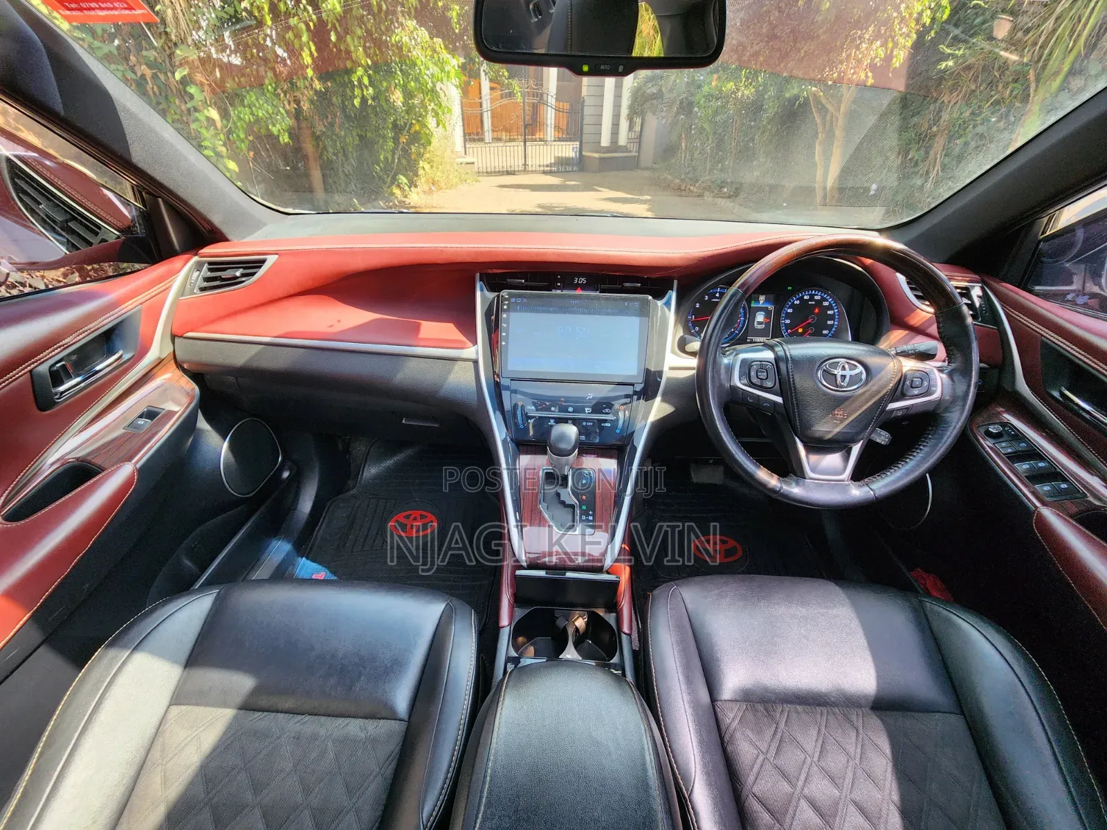 Toyota Harrier 2.0 2015 White