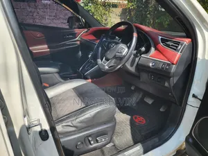 Toyota Harrier 2.0 2015 White