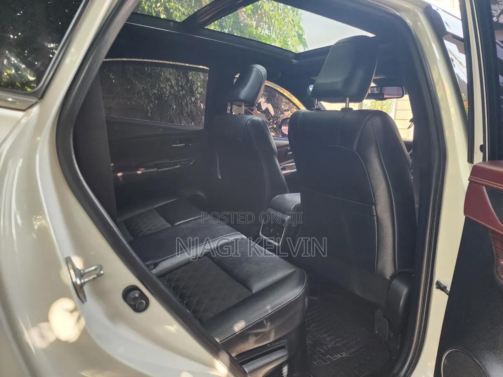 Toyota Harrier 2.0 2015 White