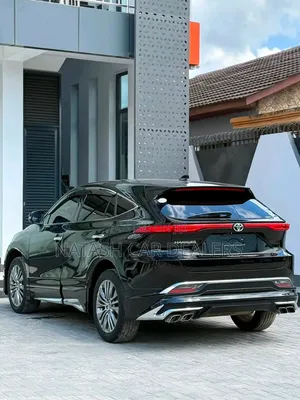 Toyota Harrier 2022 Black