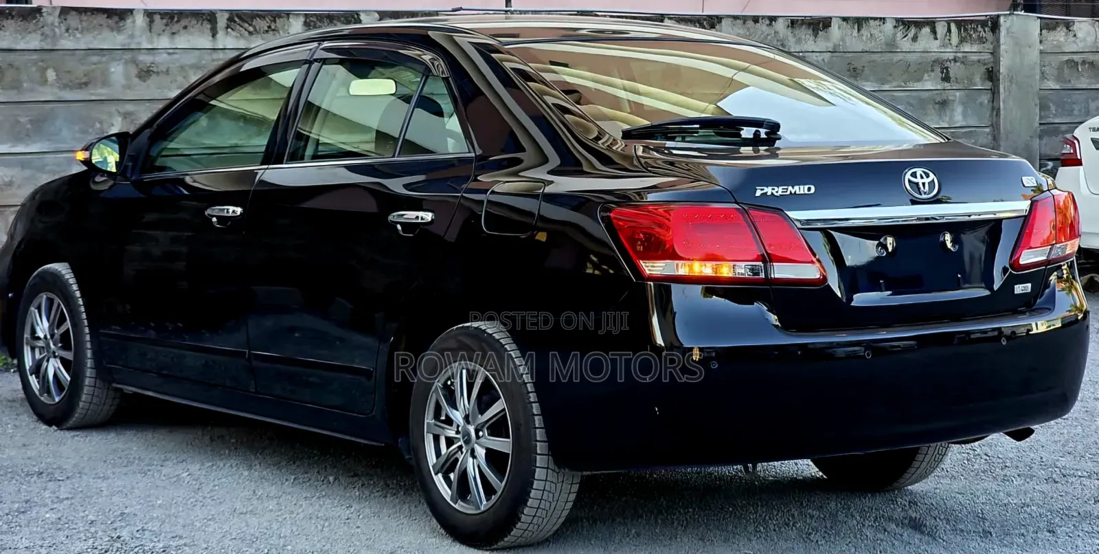 Toyota Premio 2021 Black
