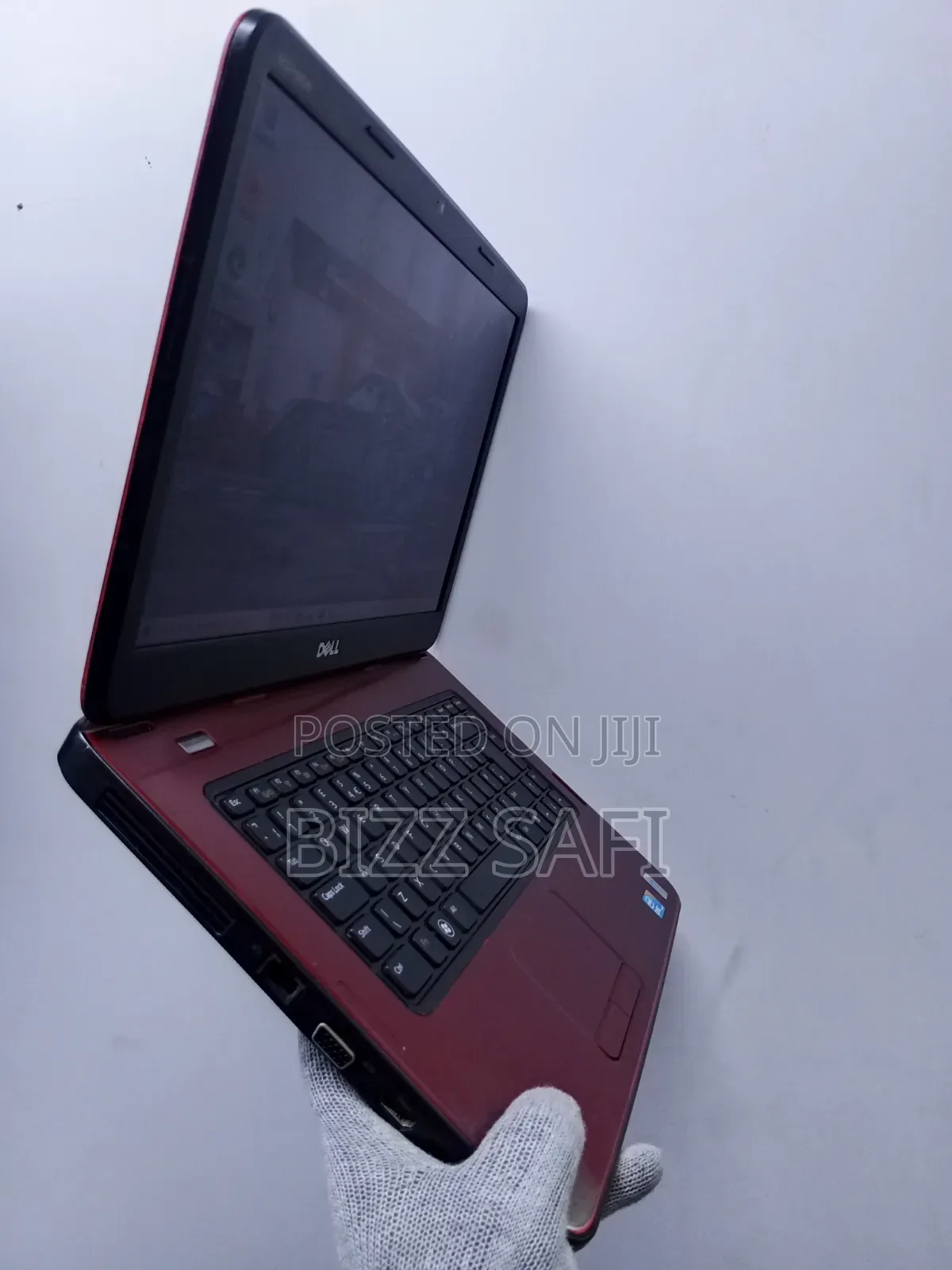 Laptop Dell 4GB Intel Core i3 HDD 320GB
