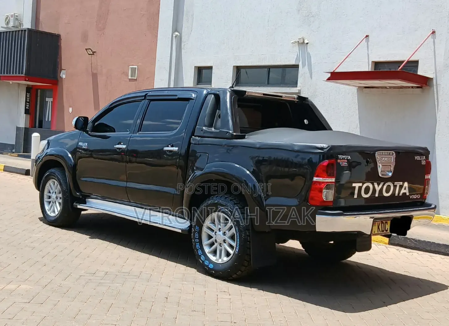 Toyota Hilux 2011 Black