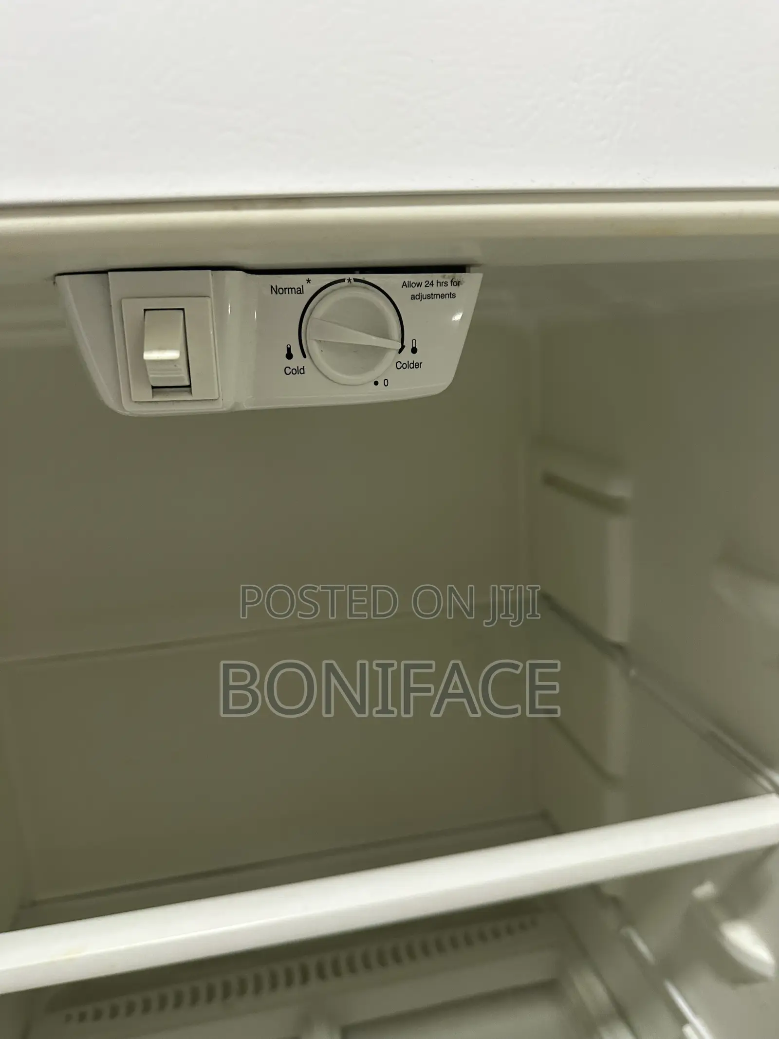 EX - USA Frigidaire Fridge