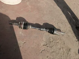Nissa Xtrail T32 Drive Shaft Complete.