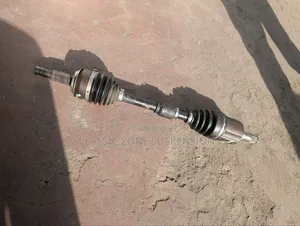 Nissa Xtrail T32 Drive Shaft Complete.