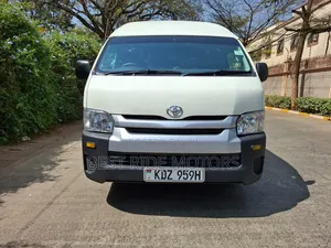 Toyota HiAce 2024 White