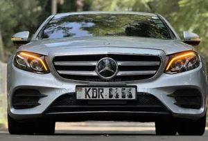Mercedes-Benz E200 2017 Silver