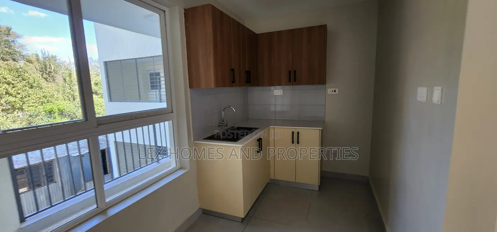 1bdrm Apartment in NkaiMurunya for sale