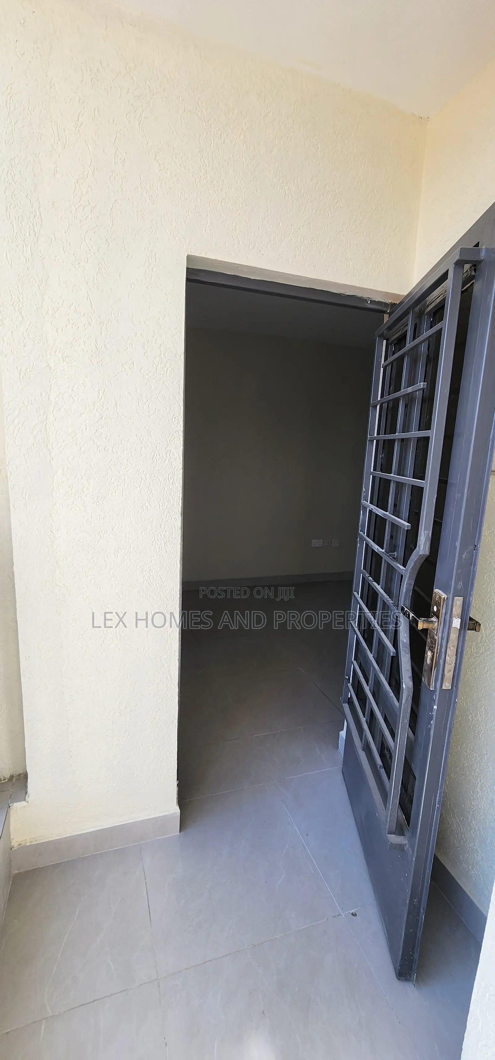 1bdrm Apartment in NkaiMurunya for sale