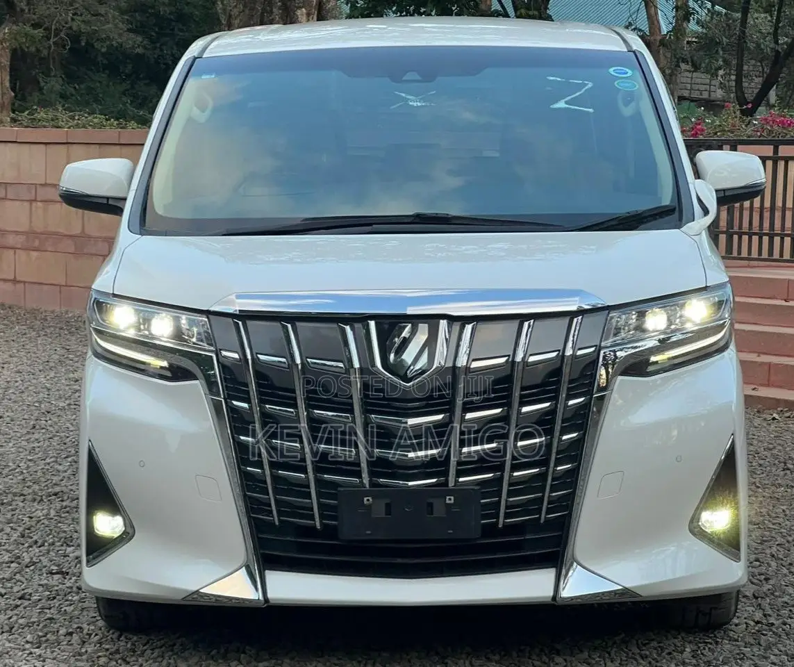 Toyota Alphard 2019 White